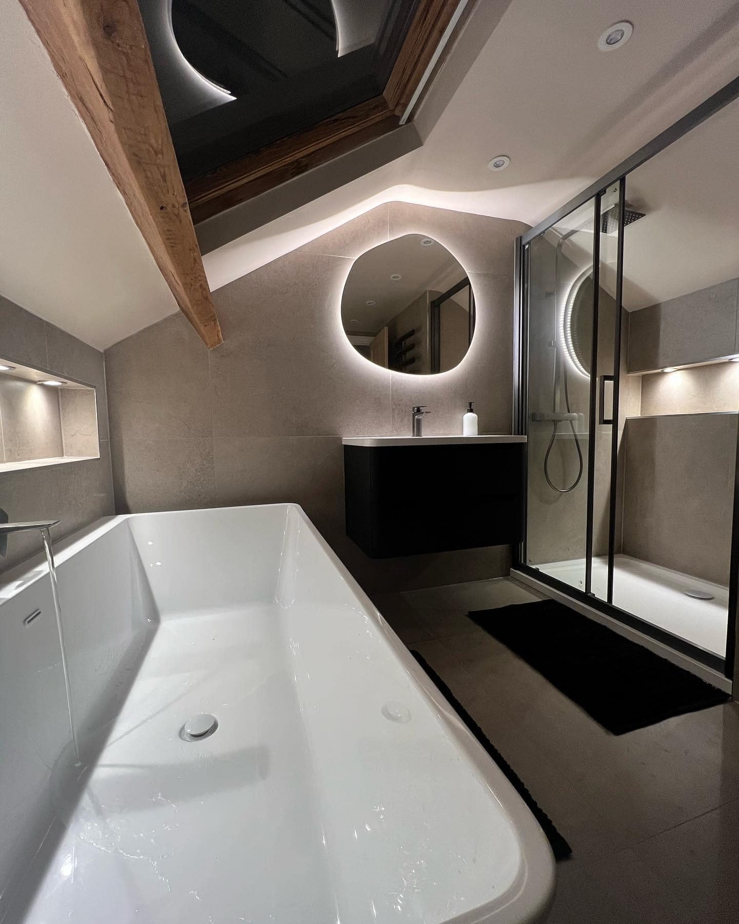 494151721_1261733322551353_440014100400829497_n